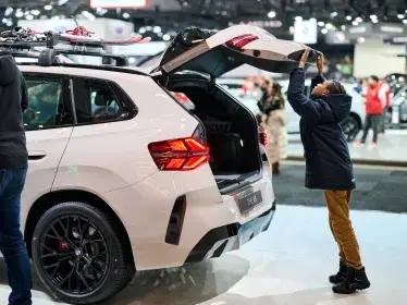 SUV